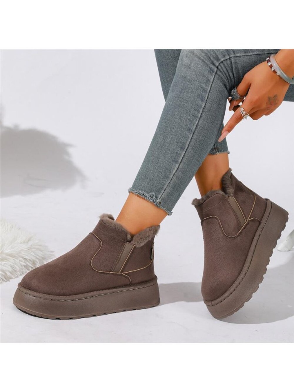Round Toe Platform Boots